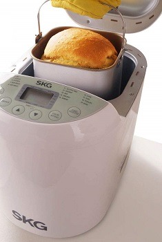 SKG 3920 Automatic Bread Machine with Recipes review